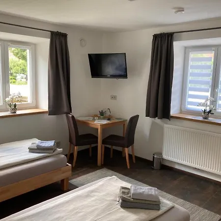 Zur Alten Post Maison d'hôtes Untermeitingen